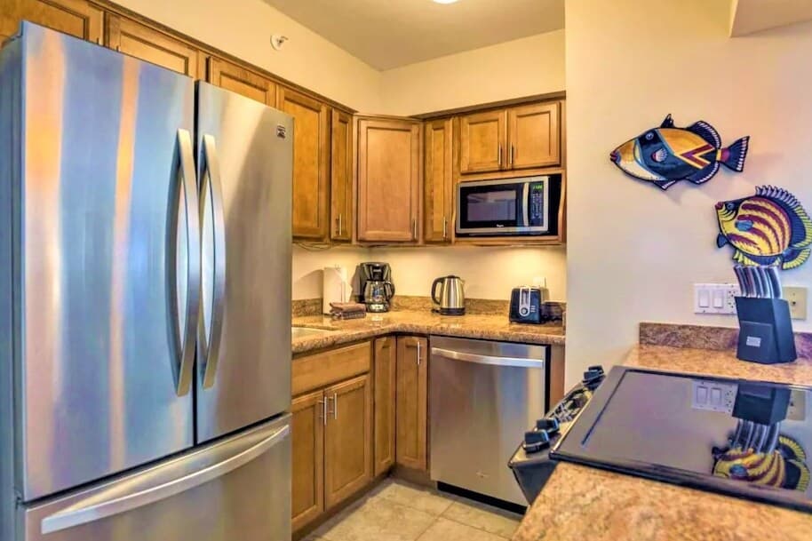 Condo in Lahaina · ★4.85 · 1 bedroom · 1 bed · 1 bath - Photo 3