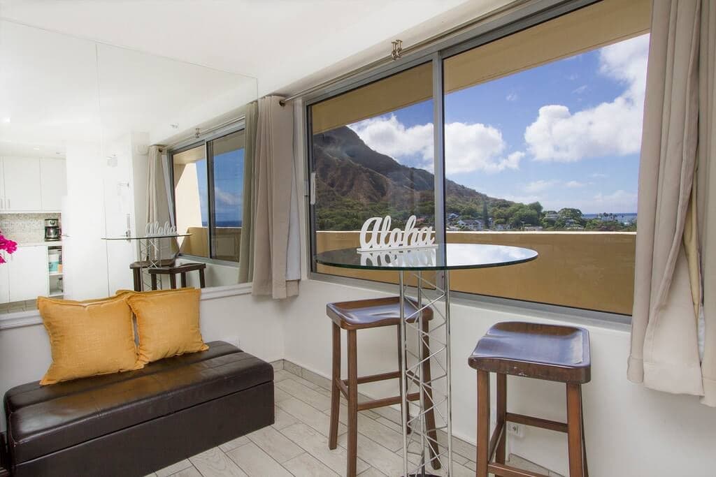 Waikiki - Ocean Front Hotel - Photo 5
