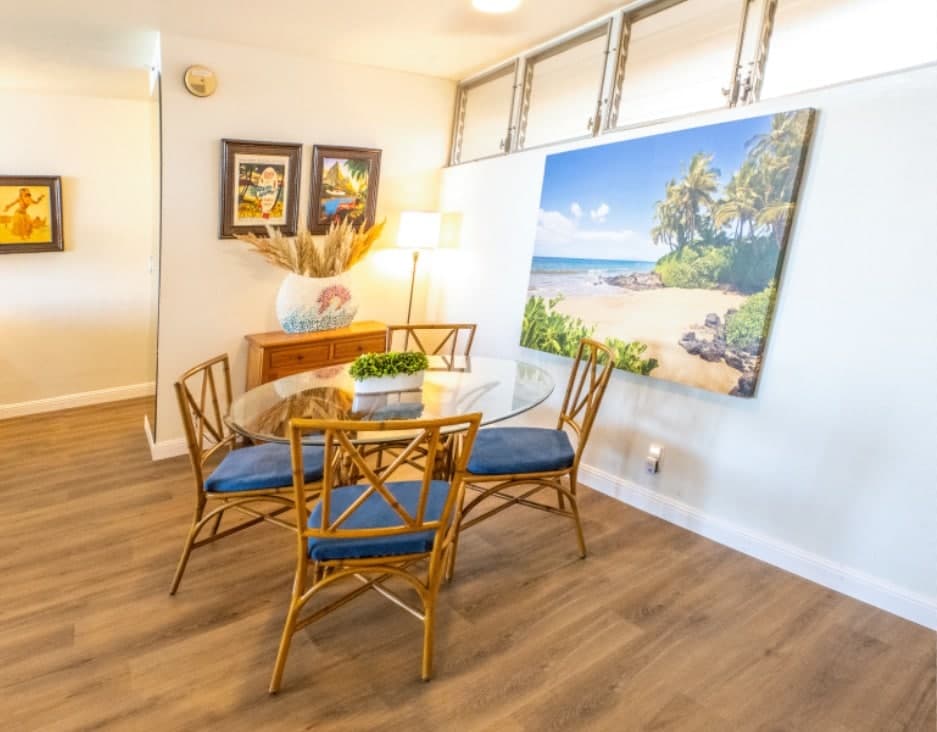 Condo in Lahaina · ★4.93 · 1 bedroom · 2 beds · 1 bath - Photo 2