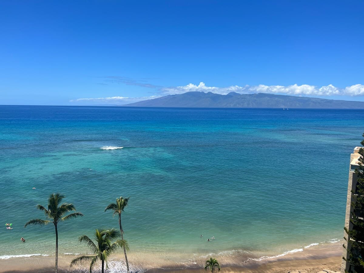 Condo in Lahaina · ★4.93 · 1 bedroom · 2 beds · 1 bath - Photo 5