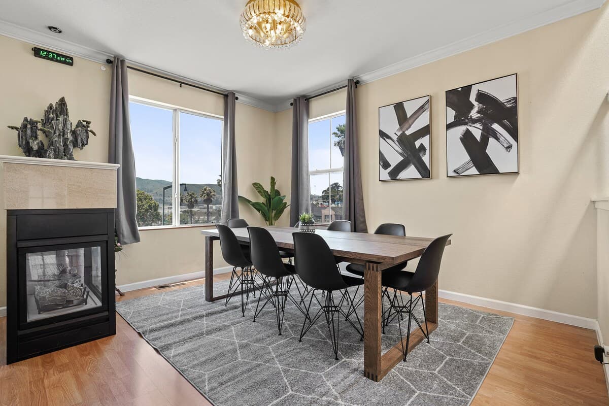 Family Home with Kid-Painted Art & City Views - Photo 5