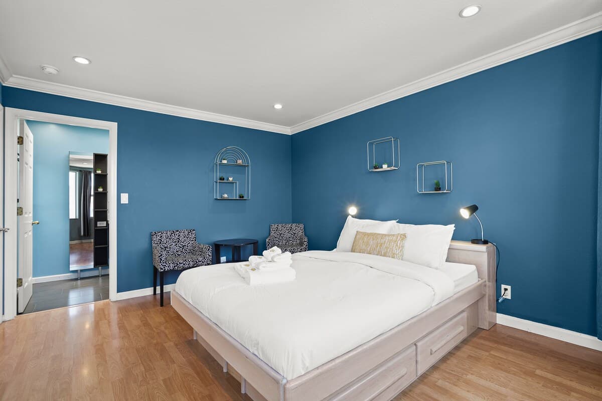 Family Home with Kid-Painted Art & City Views - Photo 1