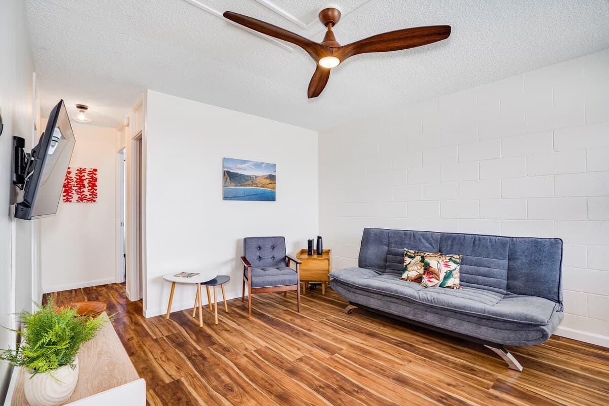 Condo in Honolulu · ★4.73 · 1 bedroom · 2 beds · 1 private bath - Photo 5