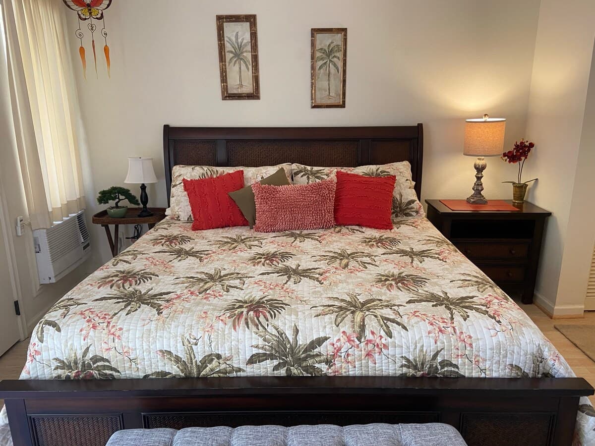 Condo in Kihei · ★4.94 · 1 bedroom · 2 beds · 2 private baths - Photo 1