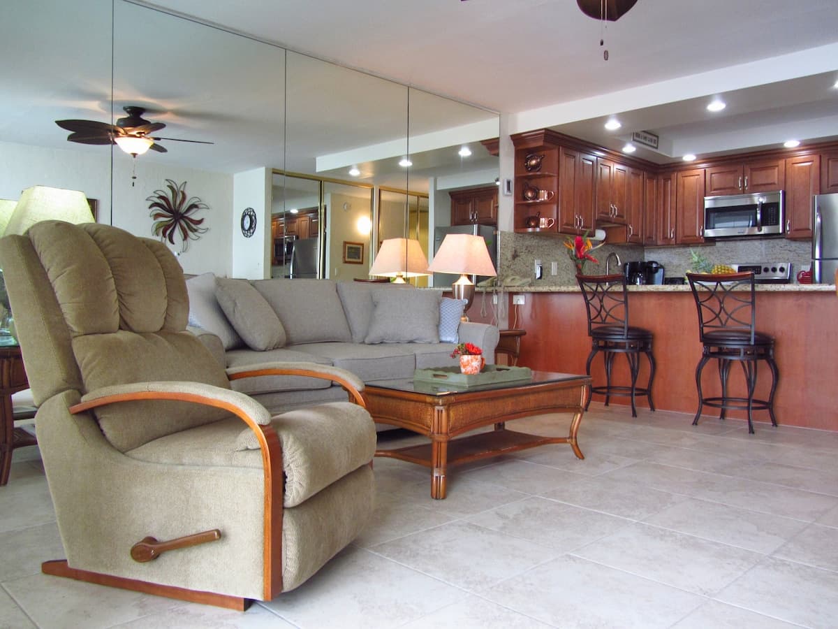 No Resort Fees True Oceanfront Condo Epic Views - Photo 3