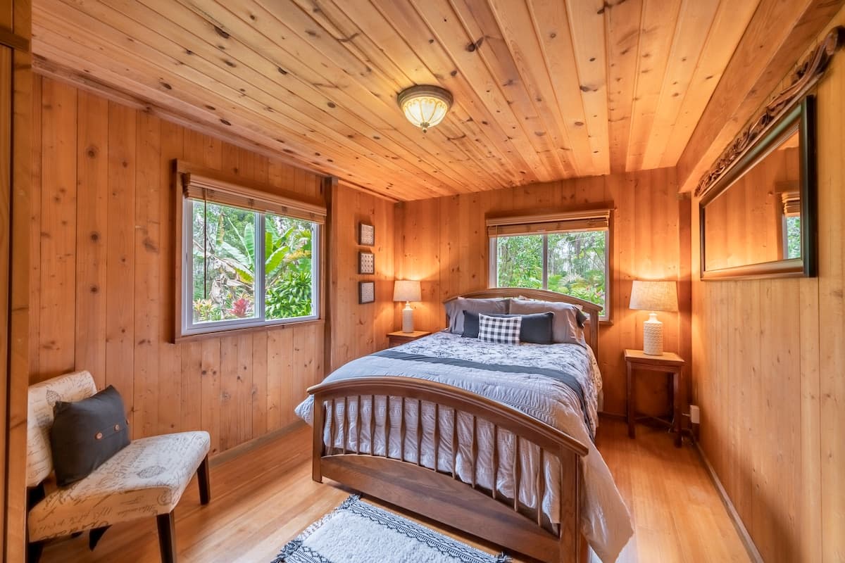 Cabin in Mountain View · ★4.95 · 2 bedrooms · 3 beds · 1 private bath - Photo 5