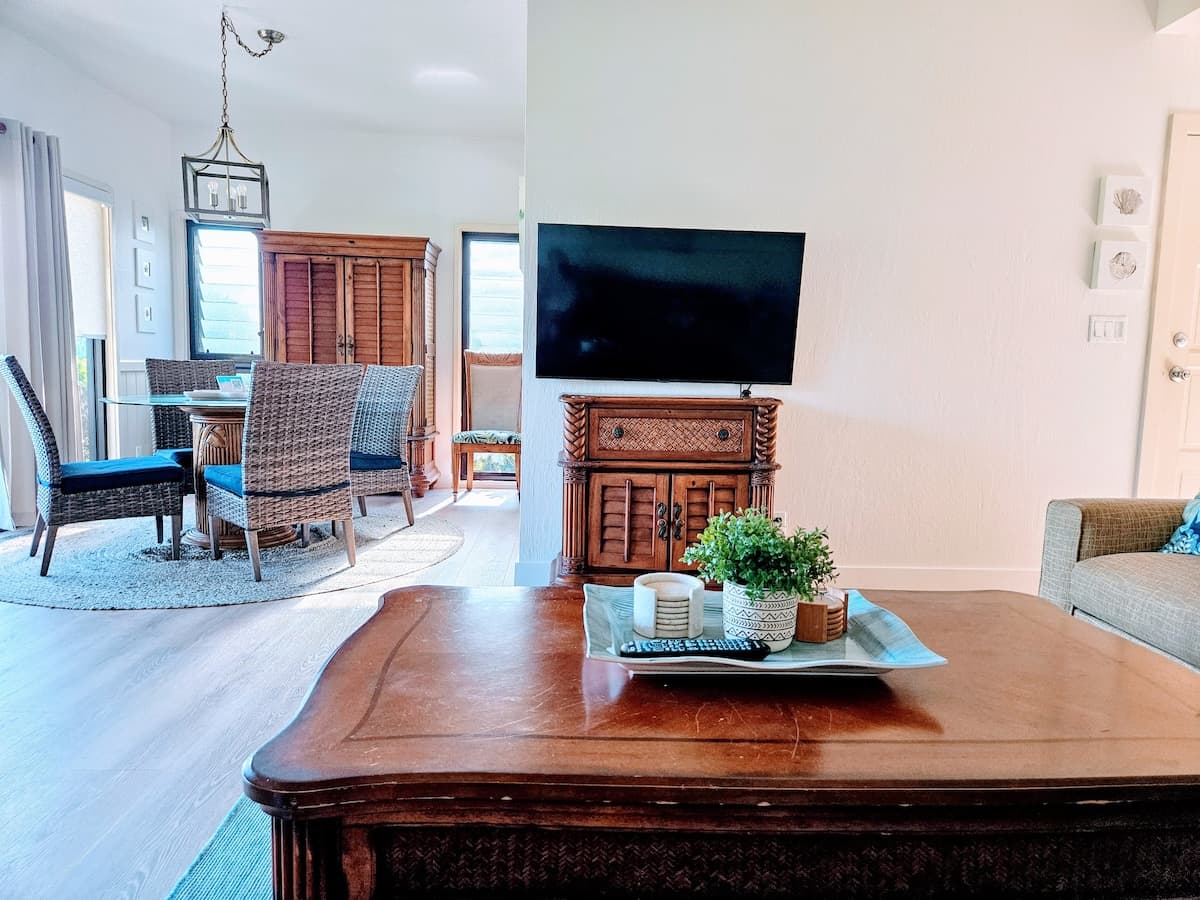 Condo in Lihue · ★4.87 · 1 bedroom · 2 beds · 1.5 baths - Photo 5
