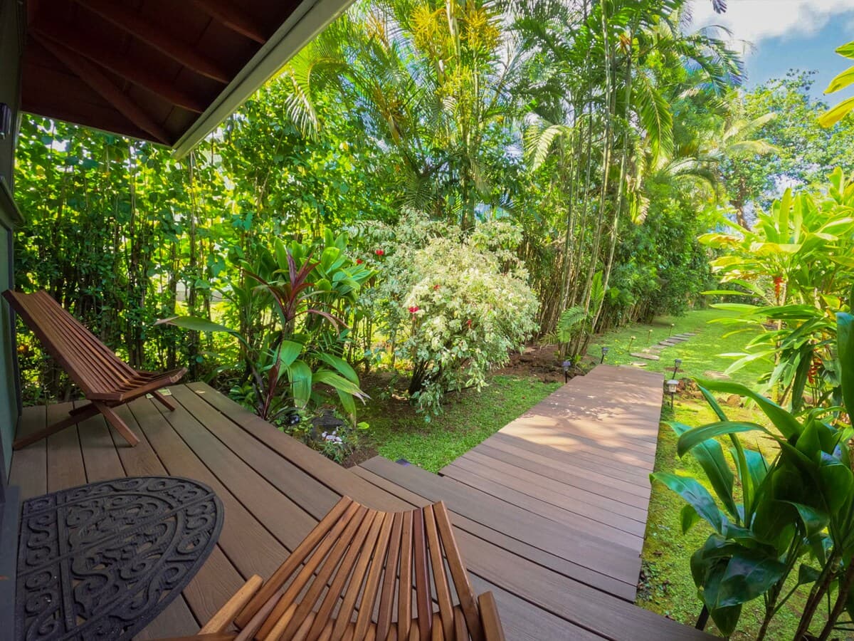 Ipo Cottage - Steps to the beach - Photo 5
