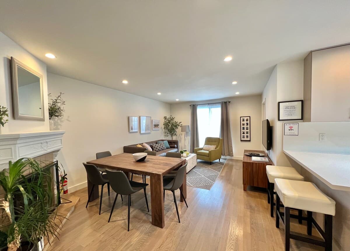 Newly Remodeled Sunset Flat with Parking - Photo 4