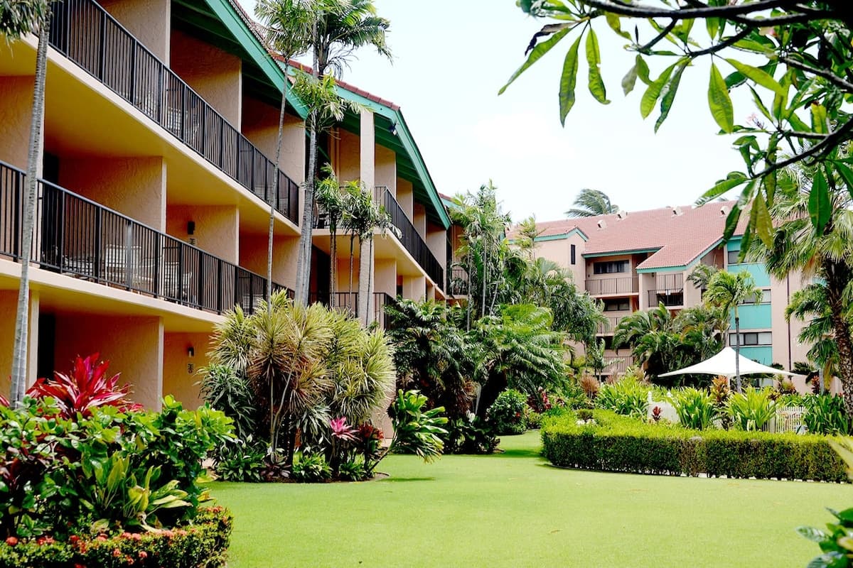 Condo in Kihei · ★5.0 · 2 bedrooms · 3 beds · 2 private baths - Photo 1