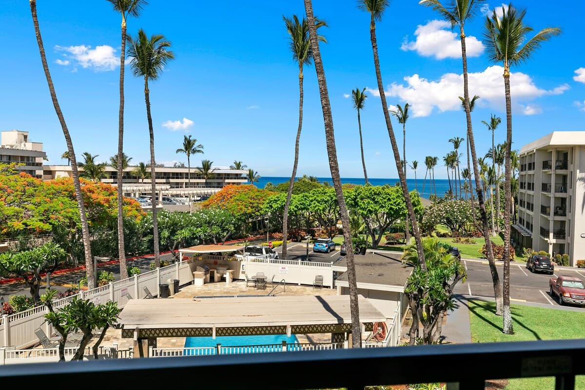 Condo in Kihei · ★4.97 · 1 bedroom · 1 bed · 1 private bath - Photo 2