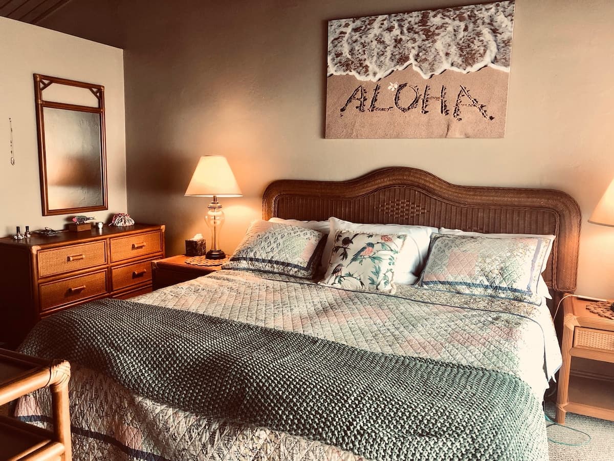 Condo in Kailua-Kona · ★4.86 · 2 bedrooms · 2 beds · 2 private baths - Photo 4