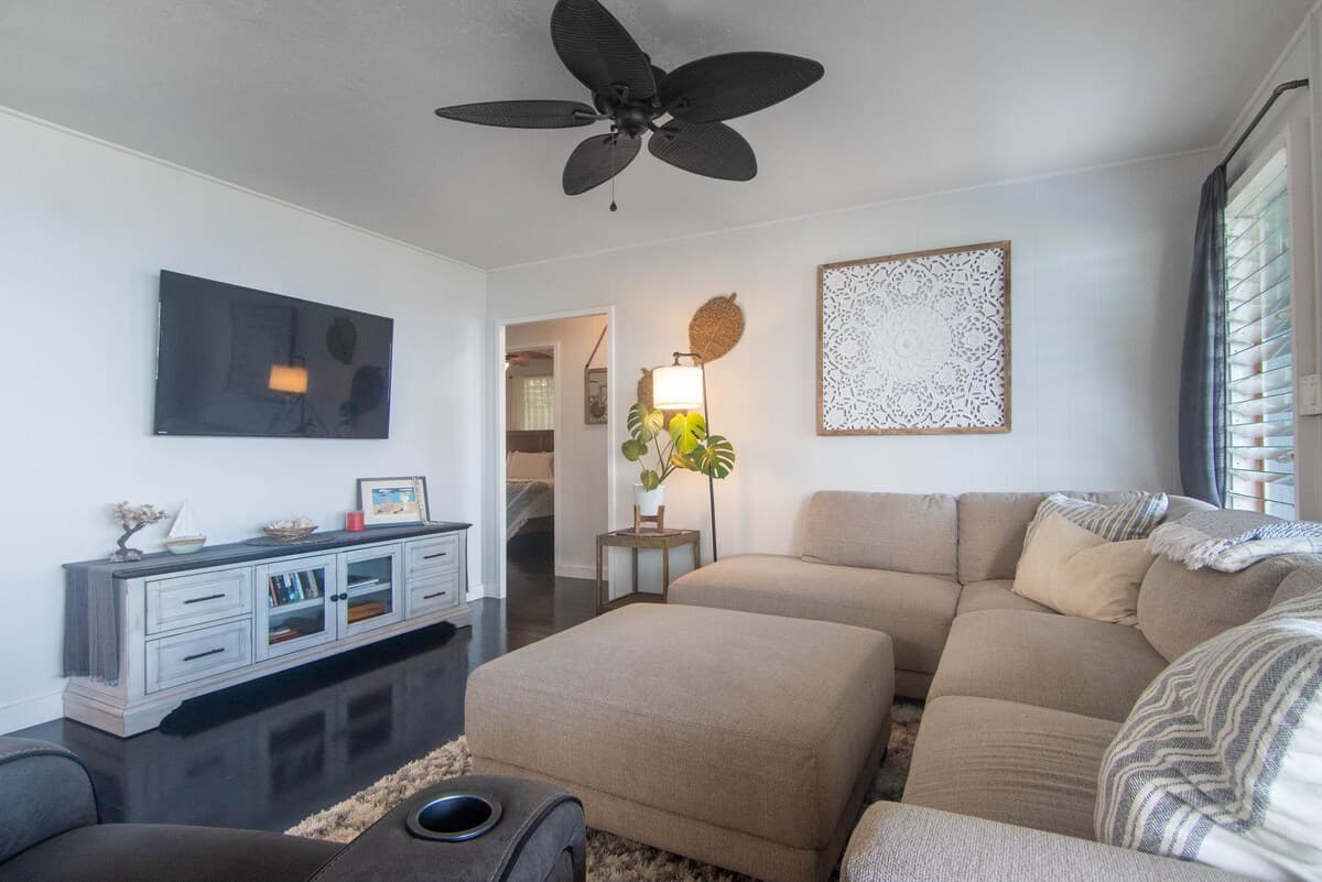 Home in Kailua-Kona · ★4.92 · 3 bedrooms · 4 beds · 2 private baths - Photo 1