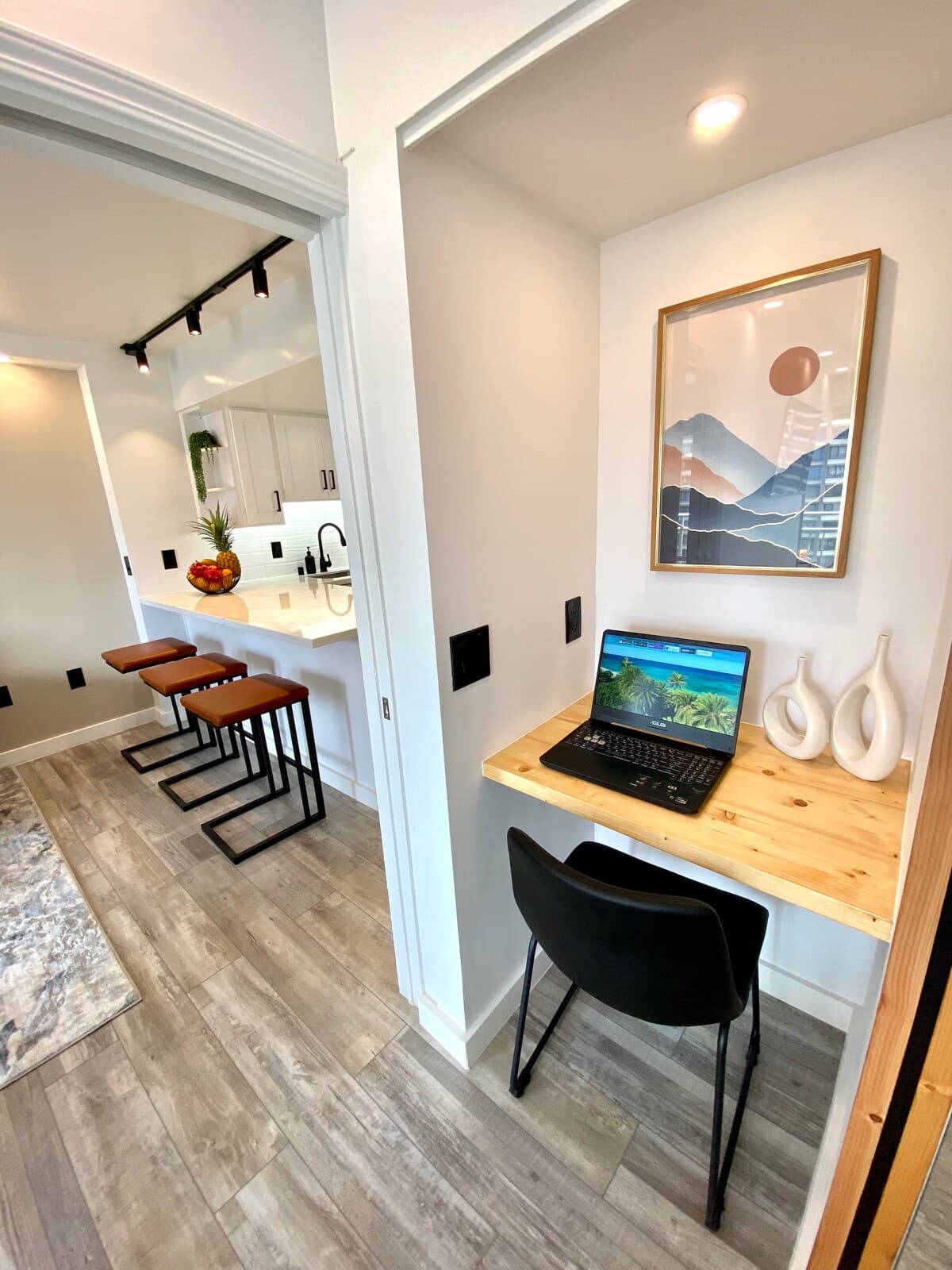 Beachfront condo in Waikiki - Photo 1