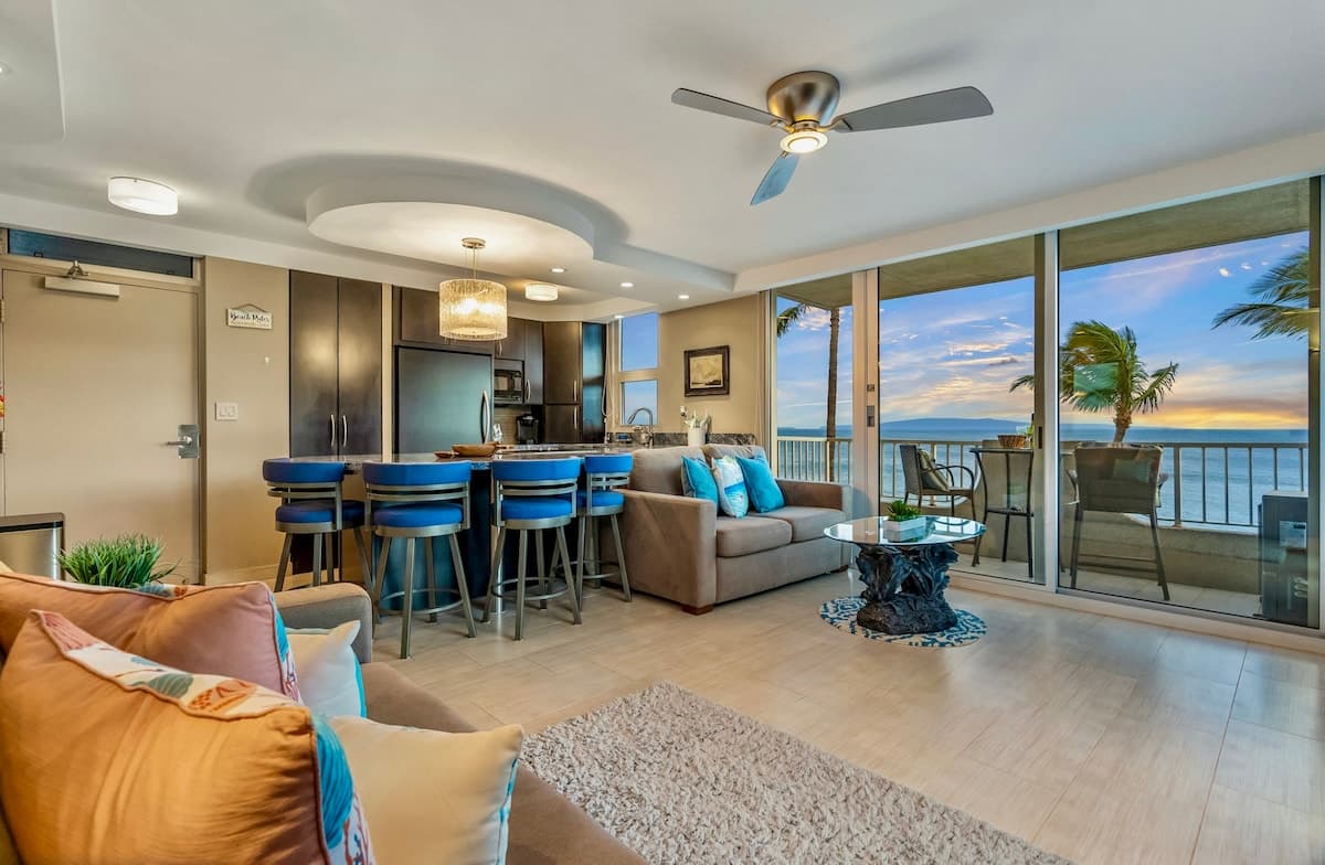 Ocean Front With Ocean View! AC, King Bed, 2 Bath! - Photo 2