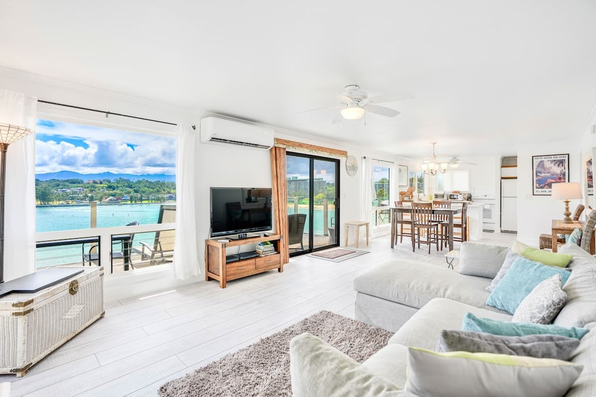 Home in Lihue · ★4.72 · 4 bedrooms · 5 beds · 4.5 baths - Photo 5
