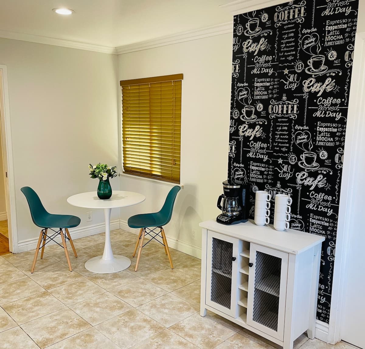 Designer Home in Heart of Silicon Valley - Photo 5