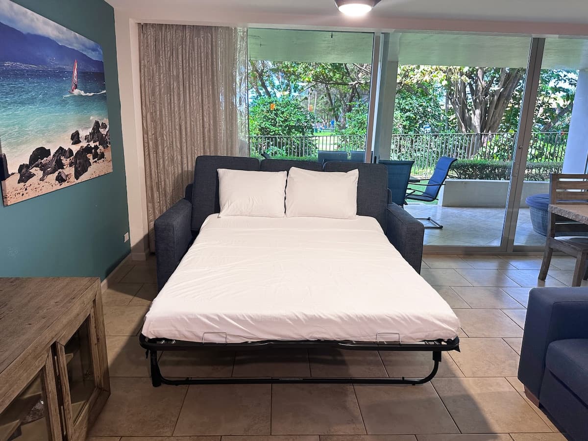 Condo in Kihei · ★4.88 · 3 bedrooms · 4 beds · 2 private baths - Photo 5