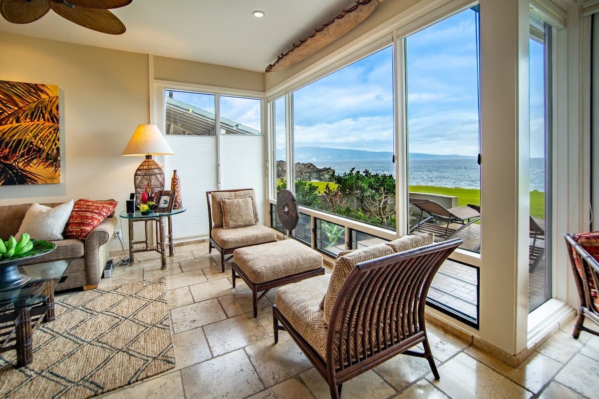 Kapalua Bay Villas 26G2 Gold Oceanfront 1BD/1BA - Photo 2