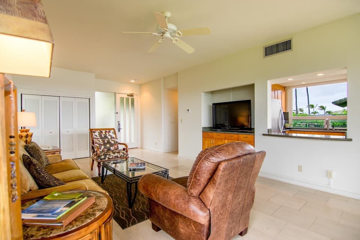 Kapalua Bay Villas 19G2 Gold Oceanfront 2BD/3BA - Photo 3