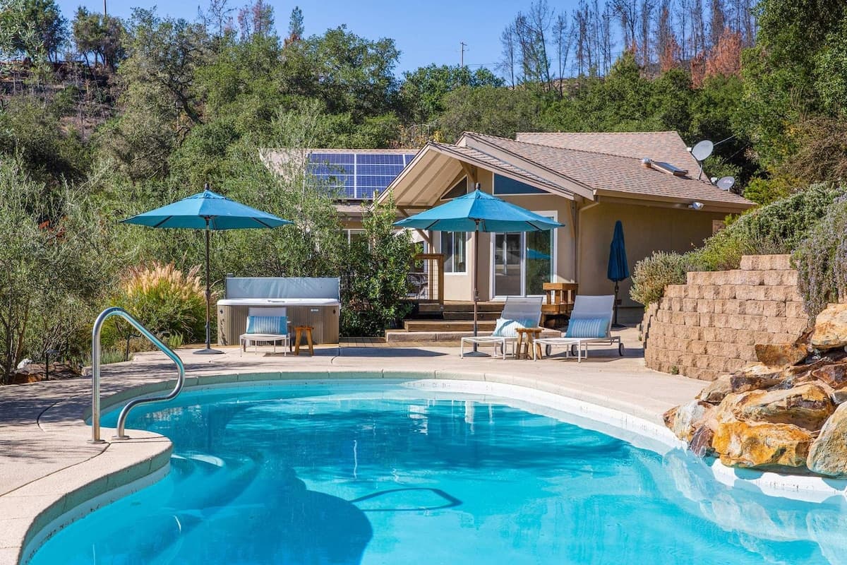 Solar-Heated Pool, Spa & Bocce in Glen Ellen - Photo 1