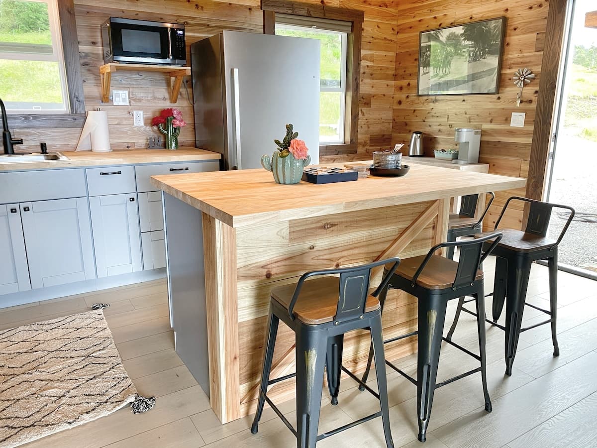 Guesthouse in Holualoa · ★4.86 · Studio · 1 bed · 1 private bath - Photo 1