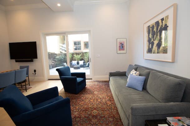 14' Ceilings, Cable Car & Chinatown Steps Away - Photo 2