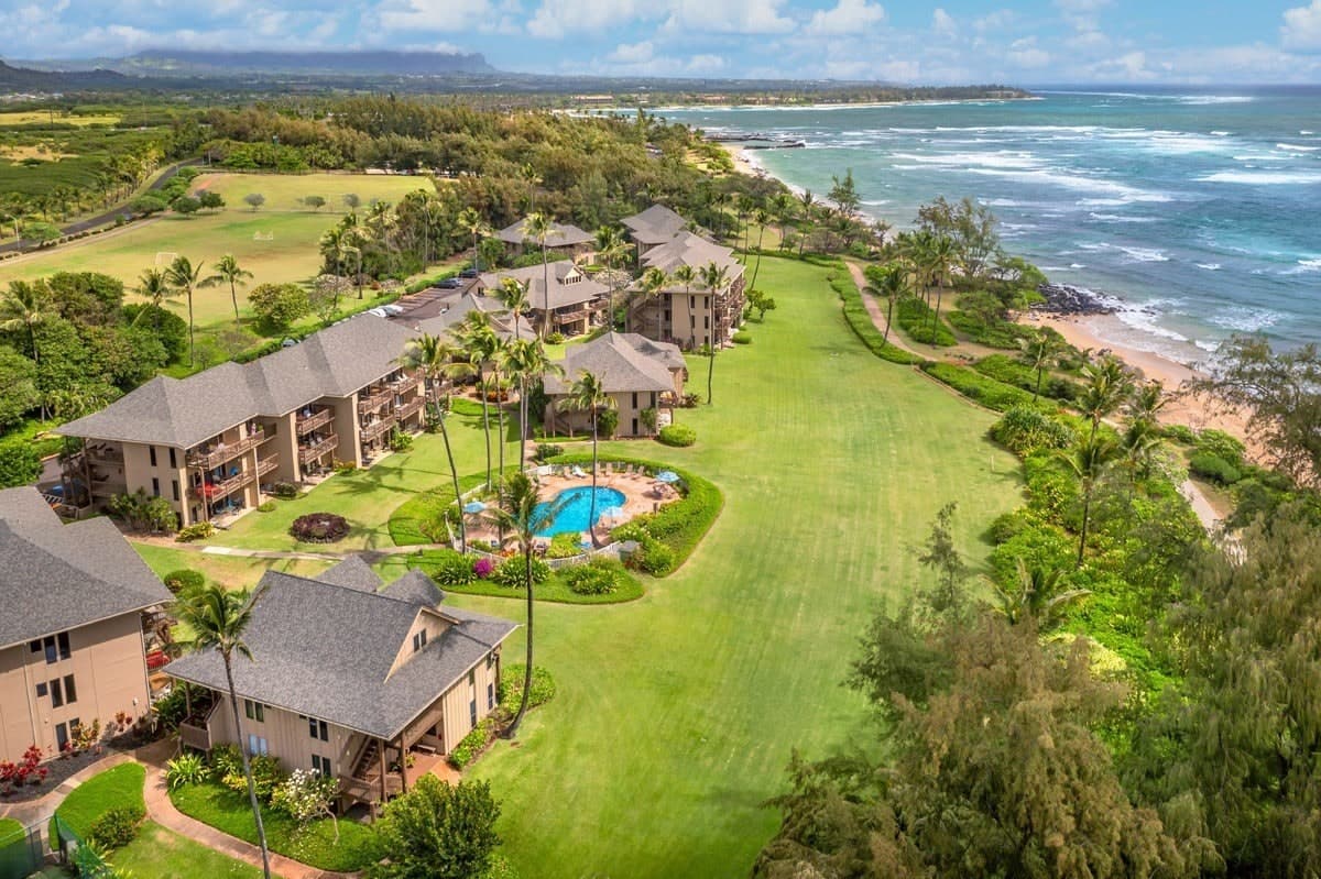 Condo in Lihue · ★4.91 · 1 bedroom · 2 beds · 1 bath - Photo 1