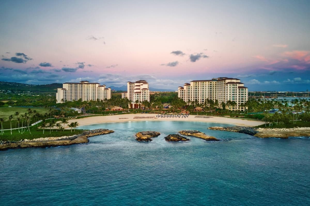 Condo in Kapolei · ★4.67 · 1 bedroom · 2 beds · 1 shared bath - Photo 2