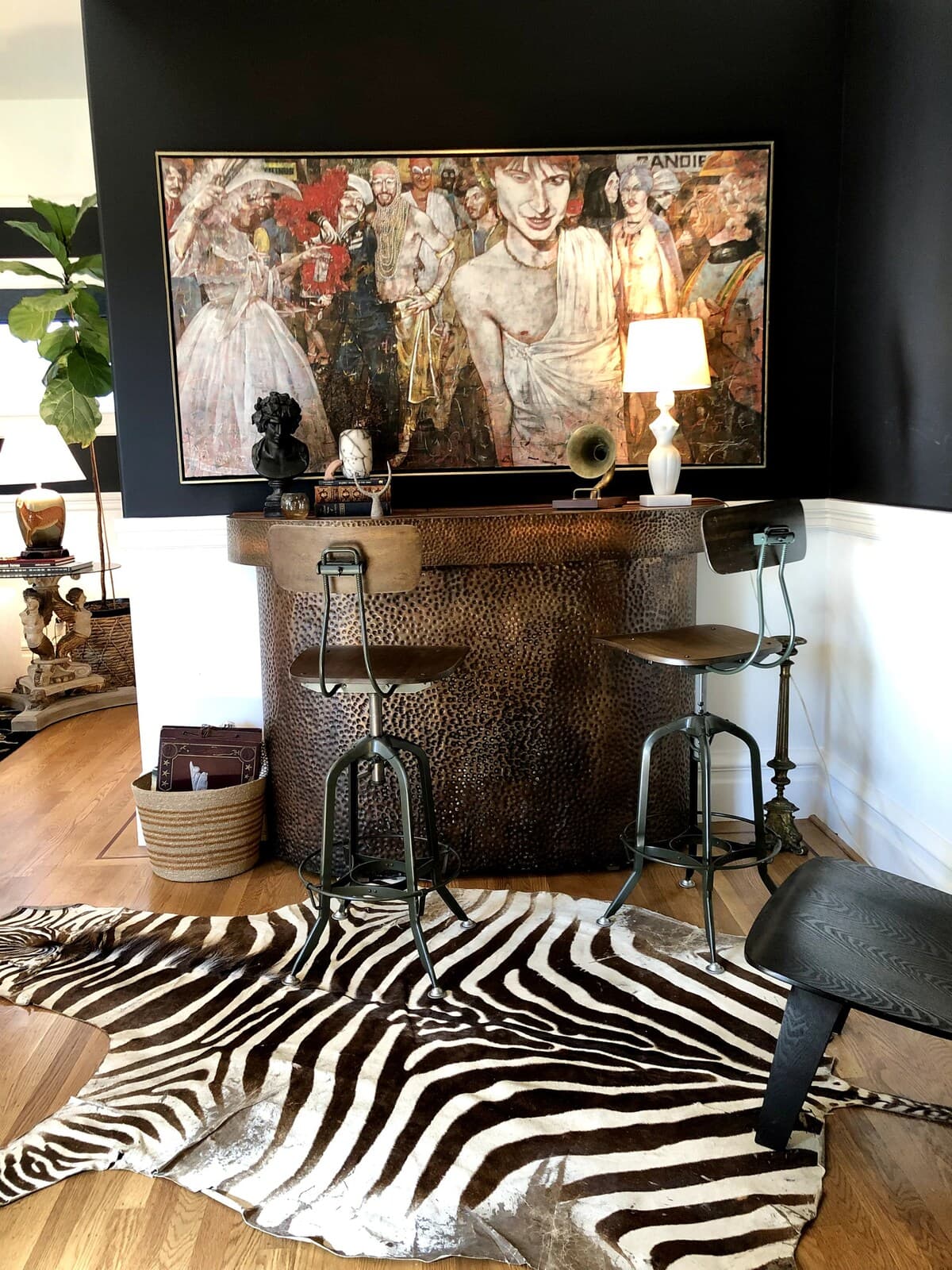 Art-Filled Mission Oasis with Office & Yard - Photo 4