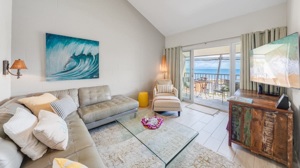 Condo in Kihei · ★4.93 · 2 bedrooms · 2 beds · 2 baths - Photo 1