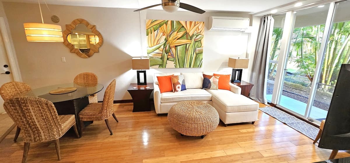Maui Banyan 1bd steps to beach & restaurants - Photo 1