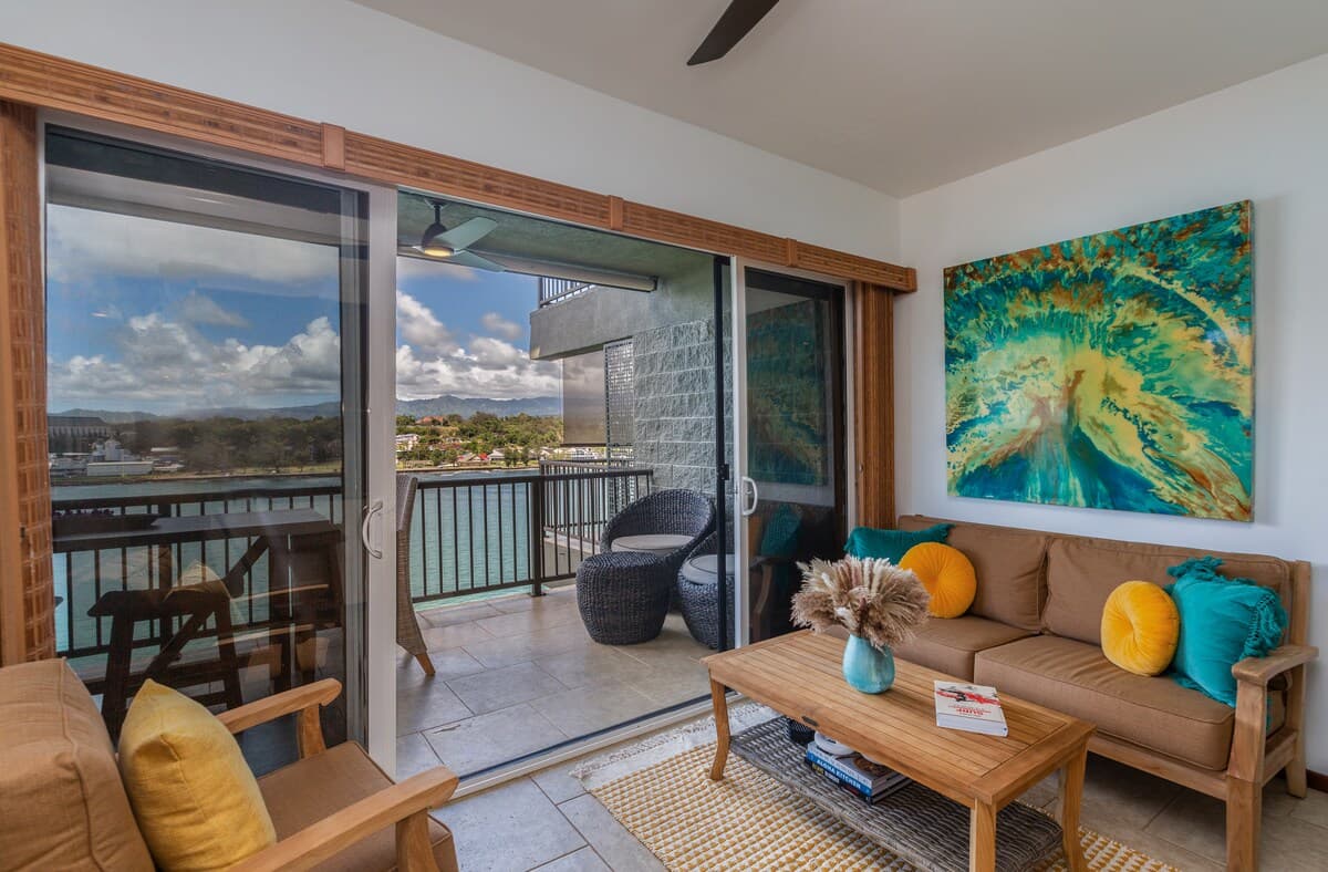 Oceanfront Retreat on Kalapaki Bay Kauai Sleeps 4 - Photo 2