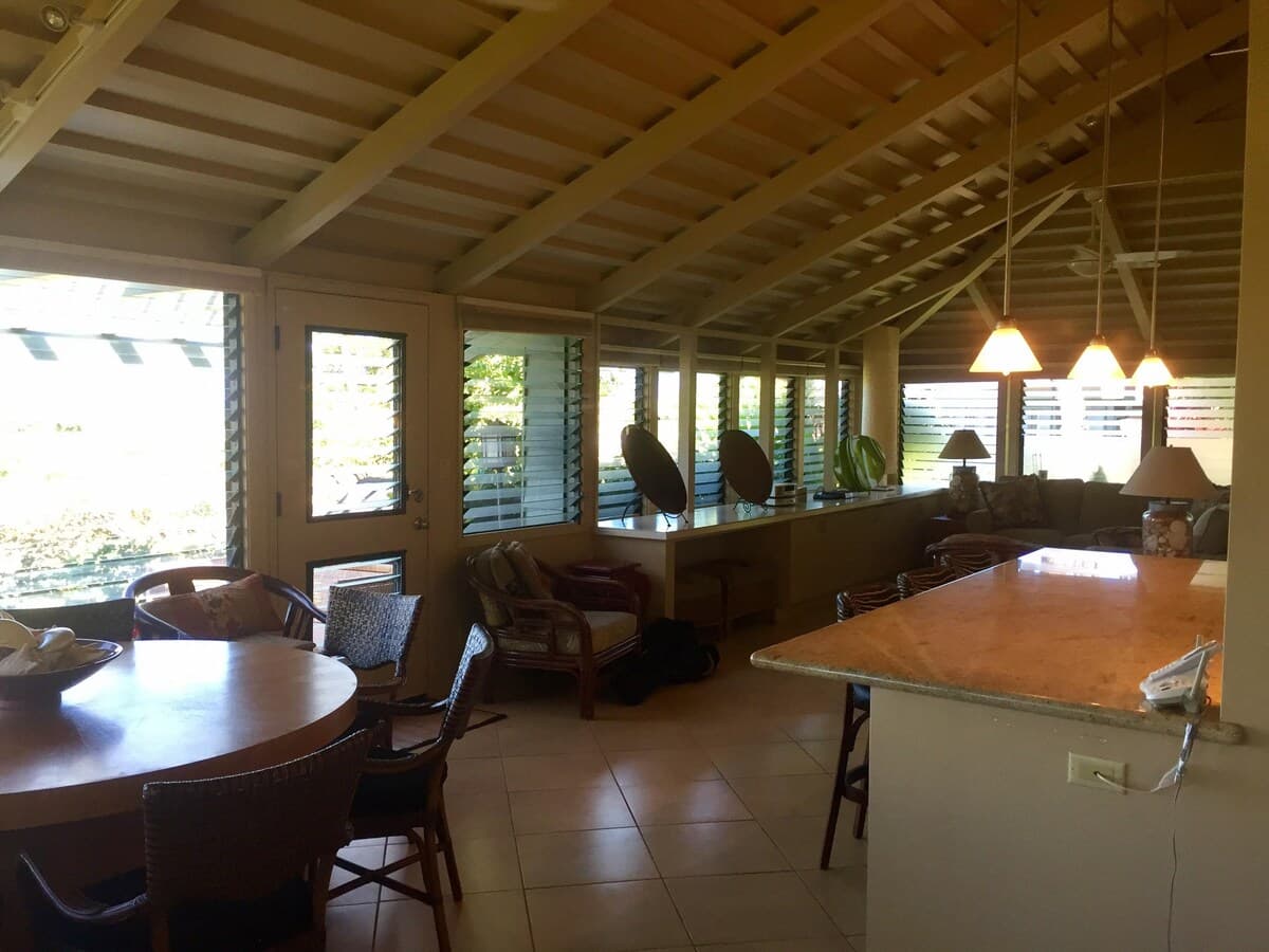Beautiful Cottage 5 Minutes From Beach - Photo 4