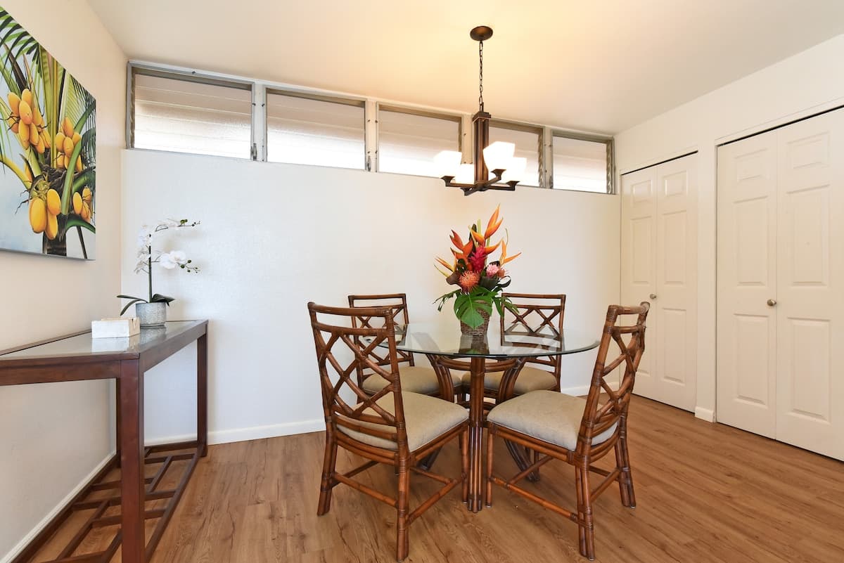 Condo in Lahaina · ★4.85 · 1 bedroom · 2 beds · 1 bath - Photo 5