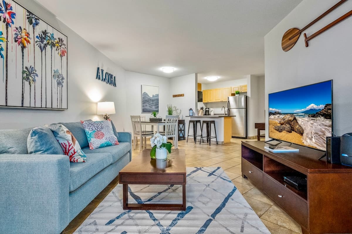 Condo in Kihei · ★4.82 · 1 bedroom · 2 beds · 1 private bath - Photo 4
