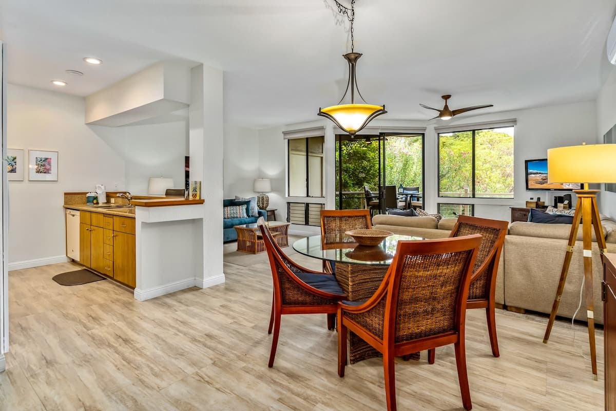 Condo in Wailea · ★4.89 · 1 bedroom · 2 beds · 2 private baths - Photo 3