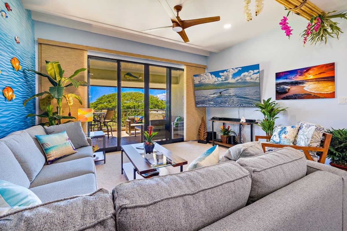 Condo in Lahaina · ★4.97 · 1 bedroom · 3 beds · 2 baths - Photo 3