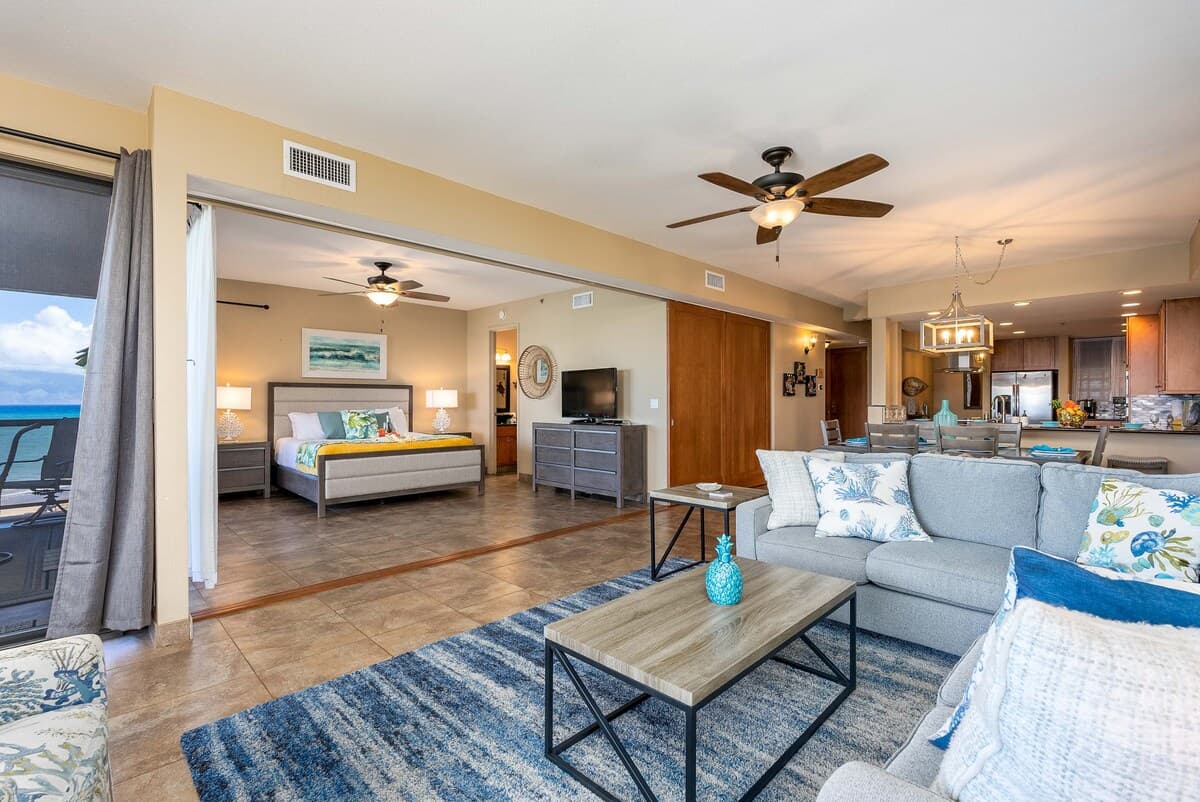 Condo in Lahaina · ★4.83 · 2 bedrooms · 4 beds · 2 baths - Photo 5