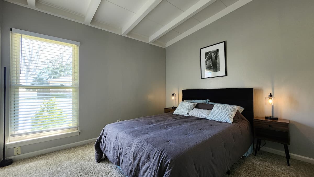 Pool Oasis, 6 Min to Downtown Sacramento - Photo 4