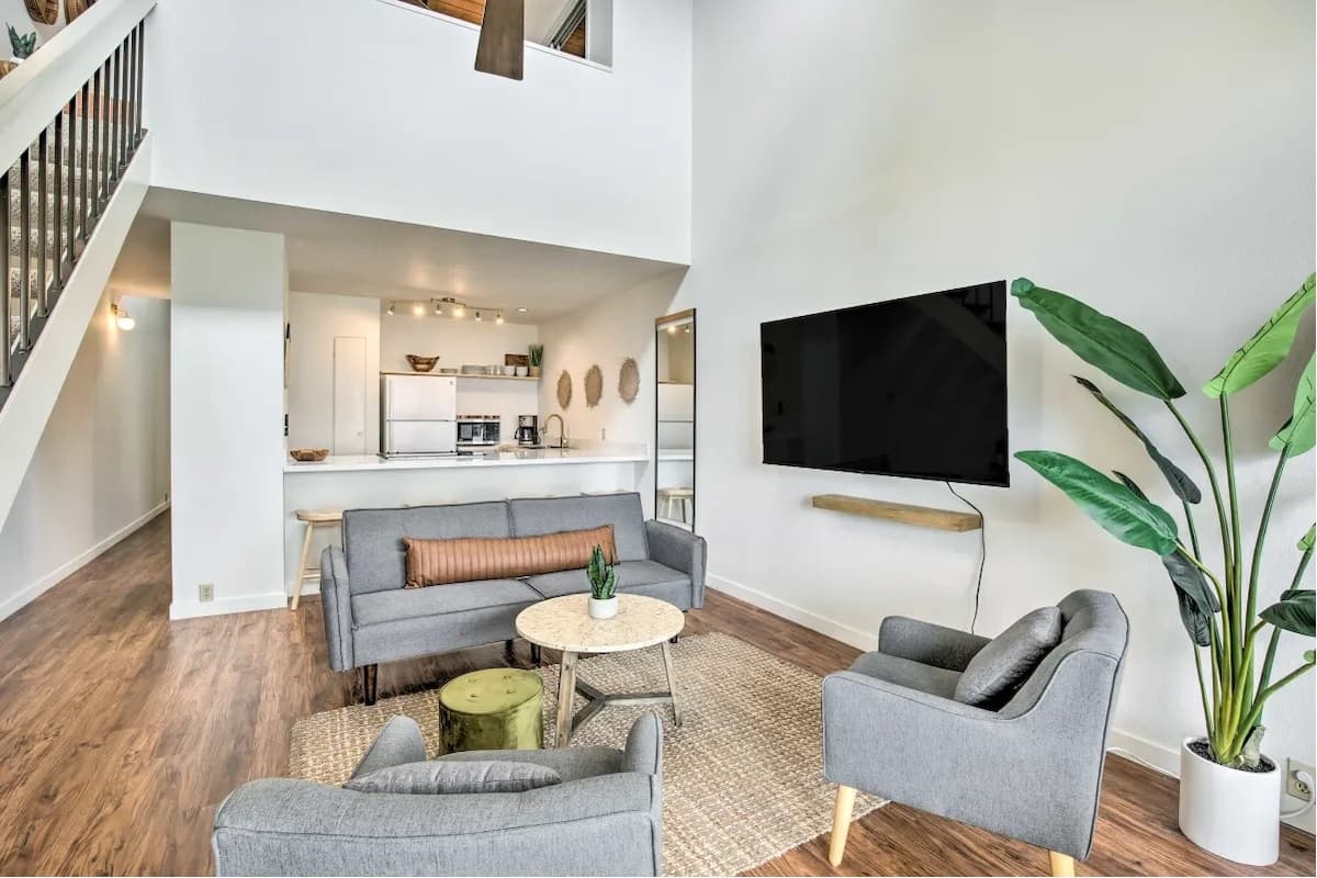 Condo in Kailua-Kona · ★4.92 · 2 bedrooms · 2 beds · 2 private baths - Photo 3