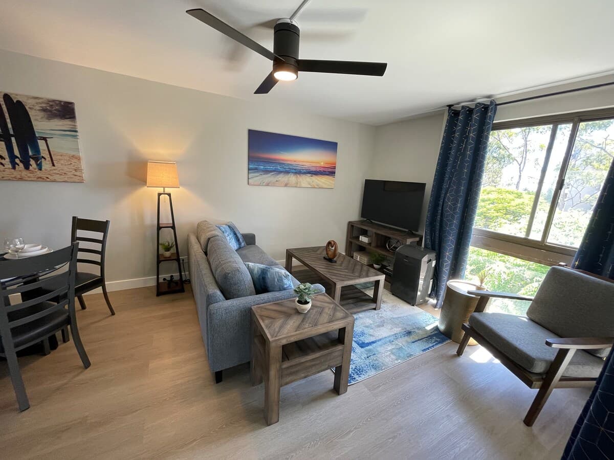 Condo in Lahaina · ★4.96 · 1 bedroom · 2 beds · 1 private bath - Photo 3