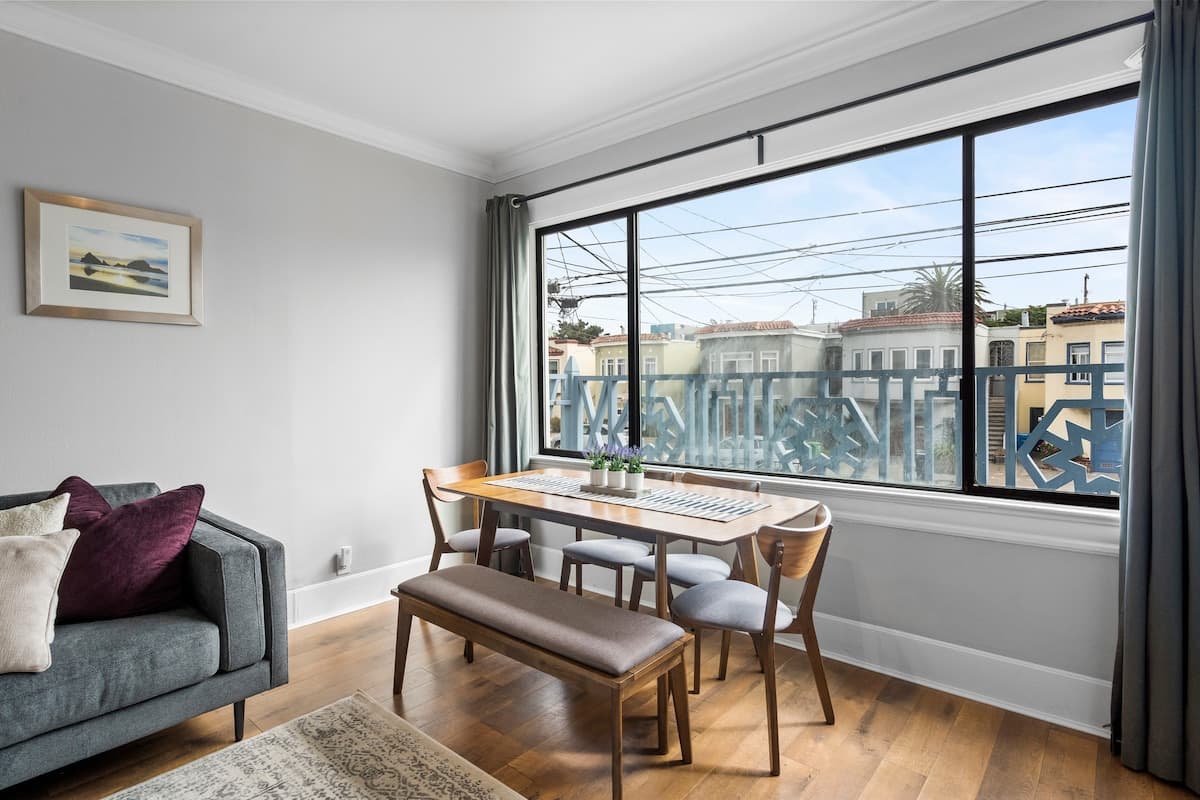 Renovated Home Steps from Golden Gate Park & Beach - Photo 5