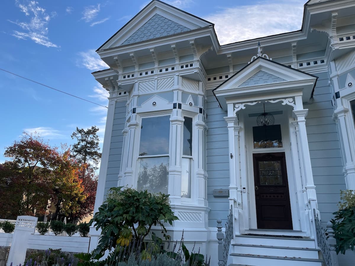 Victorian Home with Porch Swings, Walk to Downtown - Photo 3