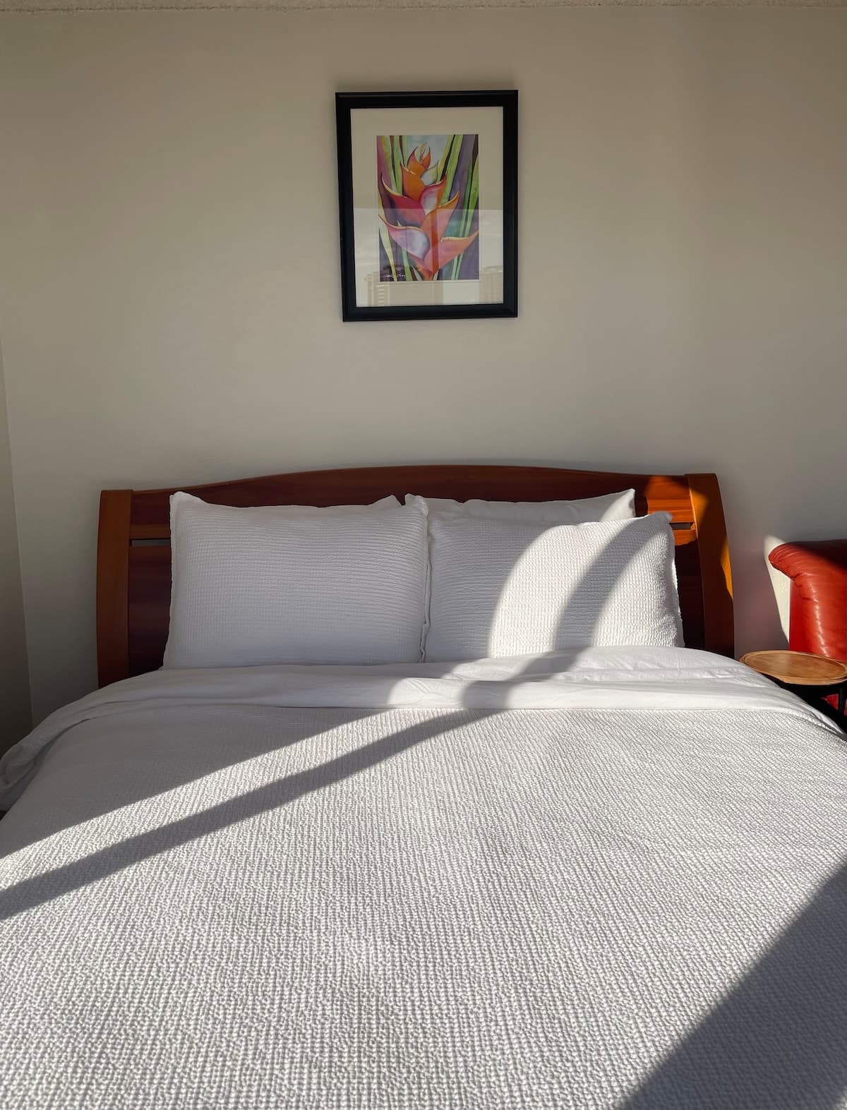 Condo in Honolulu · ★4.52 · 1 bedroom · 1 bed · 1 private bath - Photo 1