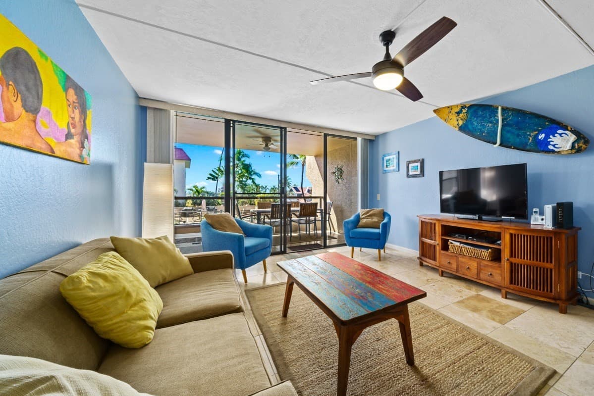Condo in Kailua-Kona · ★4.96 · 1 bedroom · 2 beds · 2 baths - Photo 3