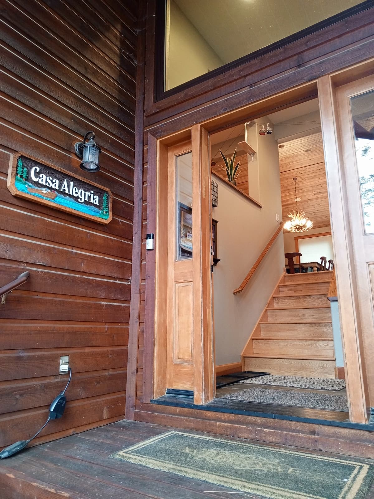 Two-Level Cabin with Hot Tub Near Lake Tahoe - Photo 2