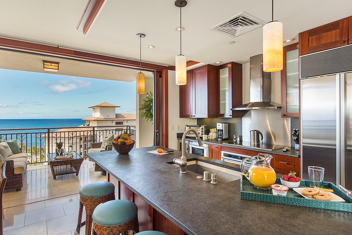 Condo in Kapolei · ★4.94 · 3 bedrooms · 4 beds · 2.5 private baths - Photo 5