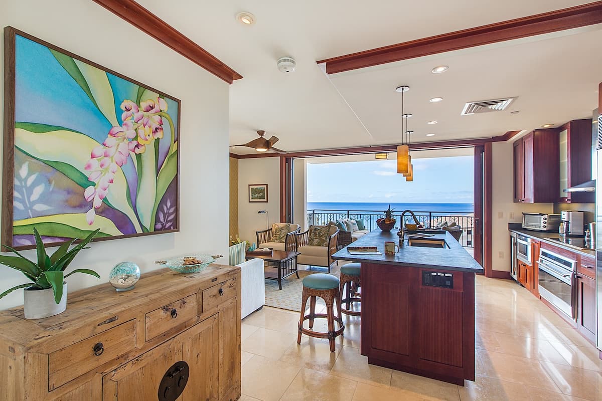 Condo in Kapolei · ★4.94 · 3 bedrooms · 4 beds · 2.5 private baths - Photo 4