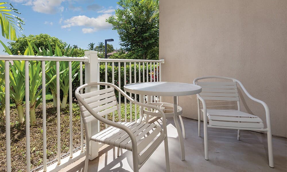 Lovely Studio Suite Steps Away from the Beach! - Photo 5